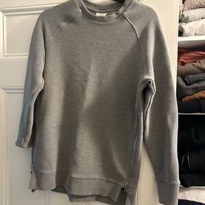 Varley Manning sweatshirt size extra small grey